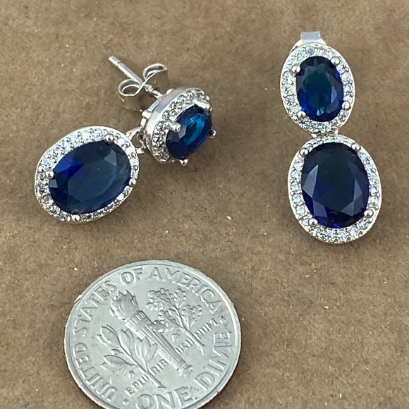 Fabulous Blue, Blue Sapphires Earrings sen in Sterling Silver - Picture 3 of 6